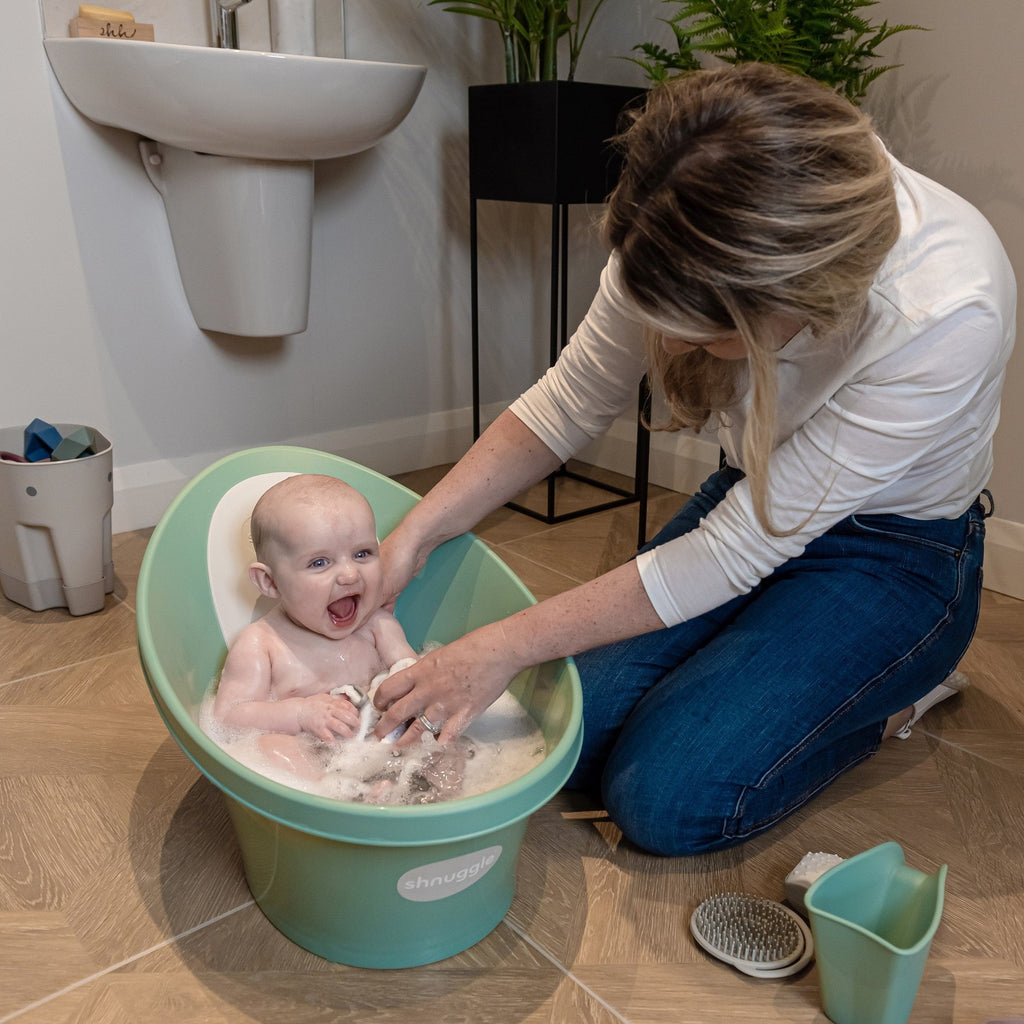 Shnuggle Bath & Change Bundle: Baby Bath & Changing Bundle + Accessories - 6-Piece Set for Cozy Bath & Diaper Time